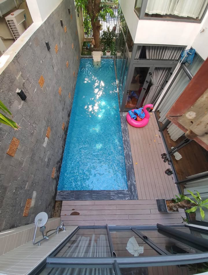 Boutique 10PN Mỹ Khê 240m² - Đầu tư sinh lời, HĐ thuê 150tr/tháng