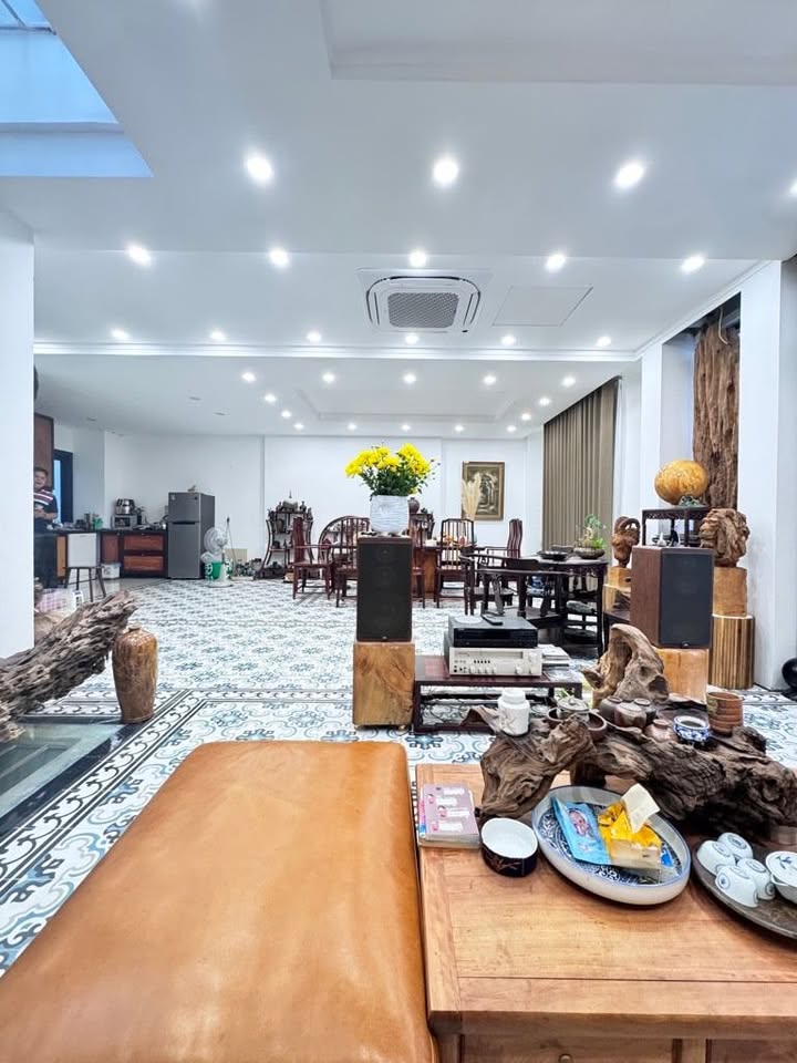 Nhà Riêng Đông Anh 140m² - Ô tô vào tận nhà, thiết kế hiện đại!