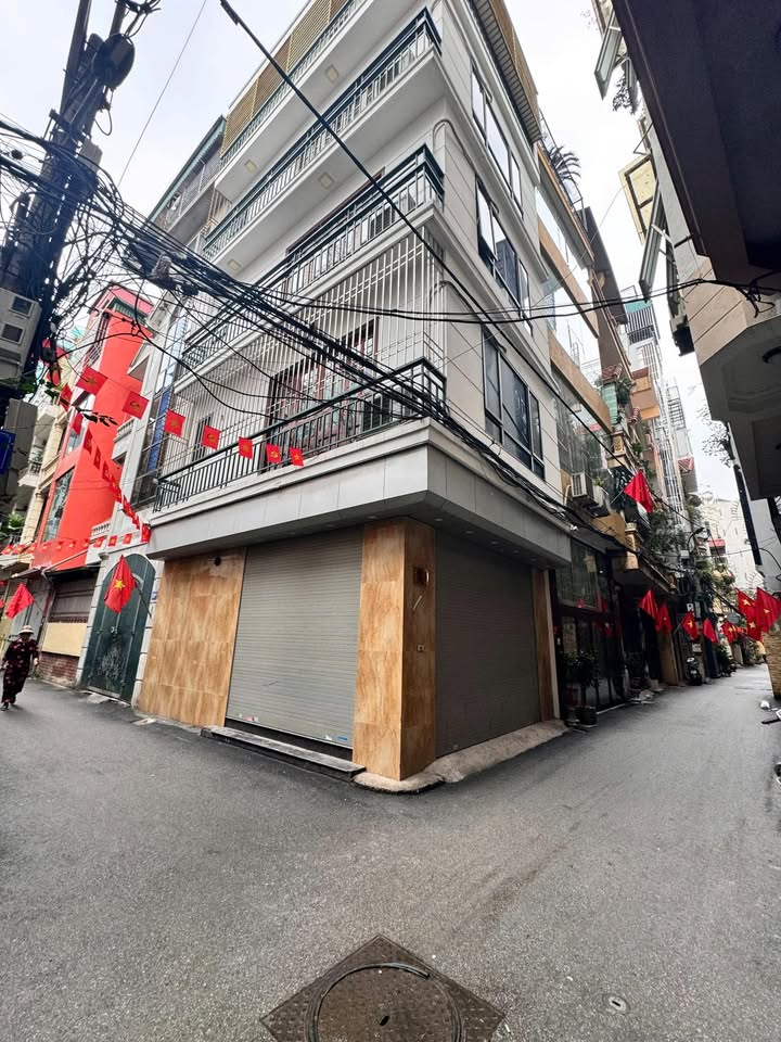 Nhà Góc Phố Vương Thừa Vũ 40m² 5 Tầng - Sổ Đỏ Chính Chủ, Giá 15 Tỷ