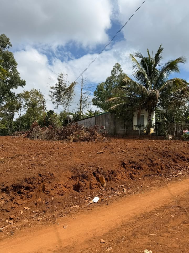 Đất nền Buôn Hồ - 165m² thổ cư, đường ô tô, giá 699 triệu