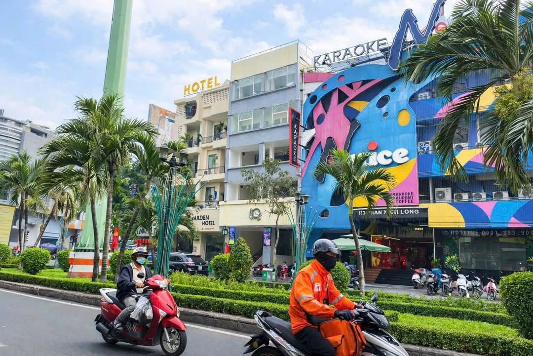 Tòa nhà mặt tiền Phan Xích Long 128m² - Vị trí đắc địa kinh doanh