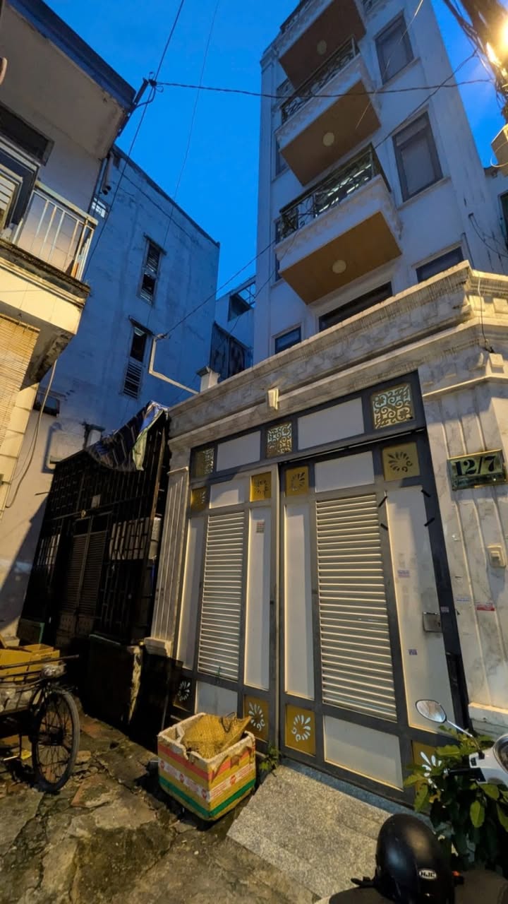 Bán Gấp Nhà Cũ Tân Bình 66m² - Hẻm Xe Hơi, Giá 5 Tỷ