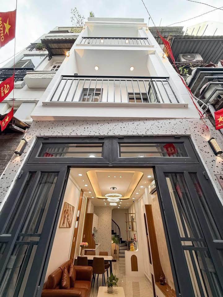 Nhà Riêng Hoàng Văn Thụ, Phú Nhuận 32m² - Sổ Hồng Sẵn, Chỉ Hơn 6 Tỷ