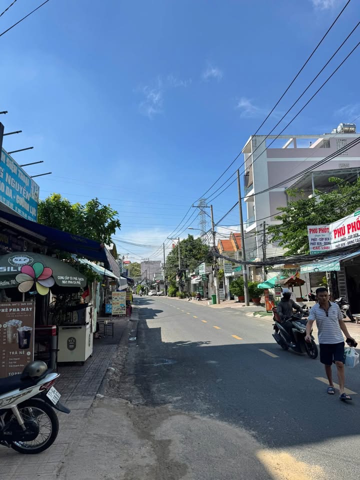 Nhà phố Trương Văn Thành, Hiệp Phú 94m² giá 11.5 tỷ - Mặt tiền kinh doanh!