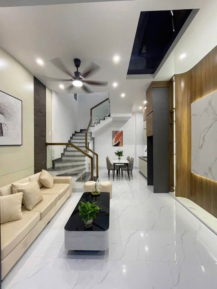 Nhà 4 Tầng Võ Thị Sáu, 40m² Giá Tốt - Sẵn Sàng Vào Ở Ngay!