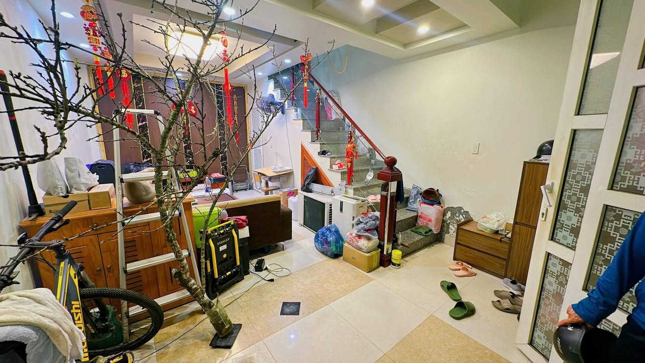 Bán nhà Tôn Đức Thắng Lê Chân 30m² 1.55 tỷ - Ô tô đỗ cửa, ở ngay!