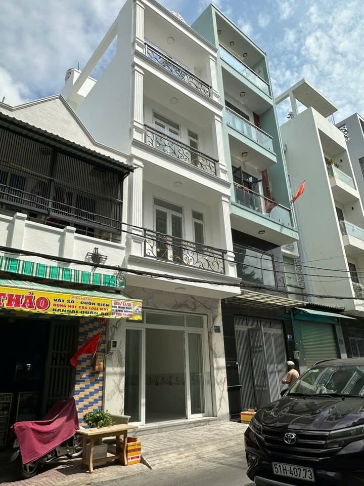 Nhà Phố Bùi Minh Trực Q8 48m² – Mặt Tiền Kinh Doanh, Đối Diện Công Viên!