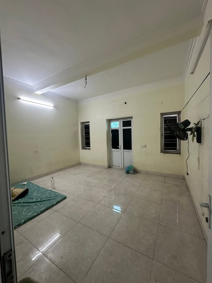 Nhà riêng 4 tầng Dương Quang, Gia Lâm - Giá tốt hiếm có!