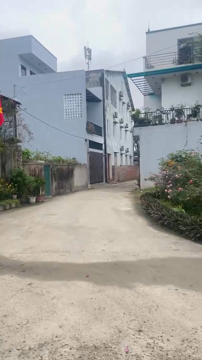 Đất nền TP Vinh 100m² giá 3.7 tỷ - Lô góc 2 mặt tiền, sổ đỏ sẵn!