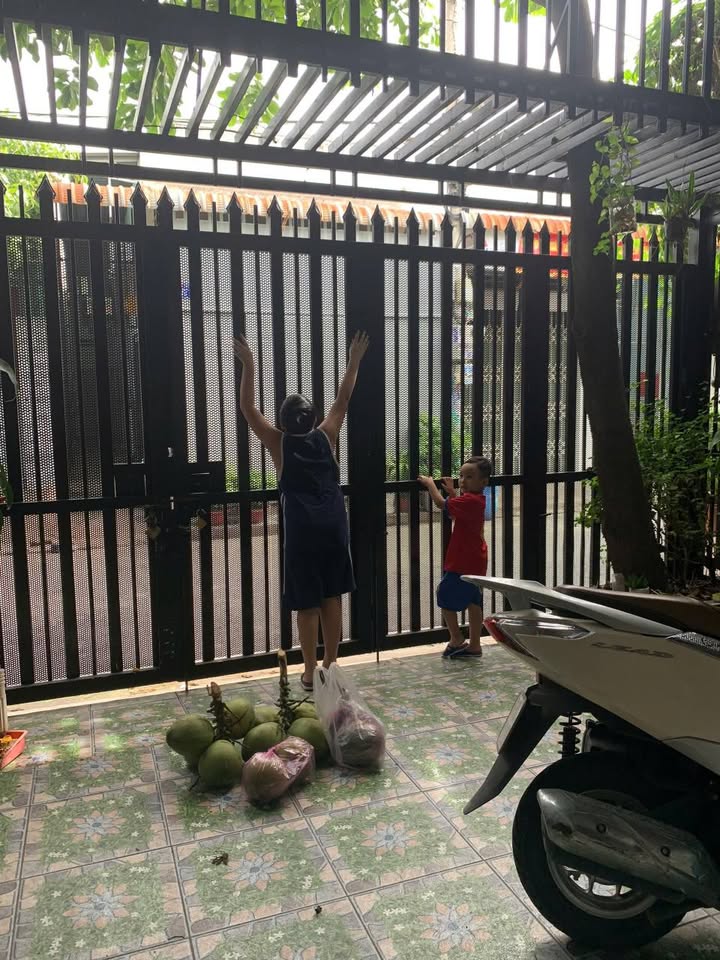 Nhà Gác Lửng 3PN Cho Thuê KDC Minh Tuấn, Thuận An - Giá 5.5 Triệu/Tháng