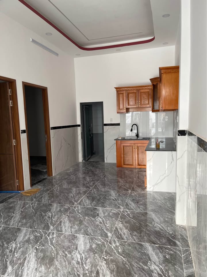 Nhà 140m² Hóc Môn - 3PN, Sân Rộng, Gần Công Viên Sinh Thái - 5.15 Tỷ TL