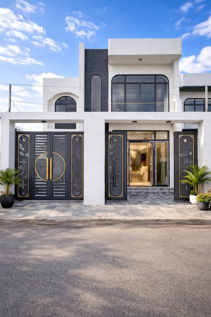 Nhà Phố Quận 9 - 91m² Full Nội Thất - Giá Tốt 2.3 Tỷ