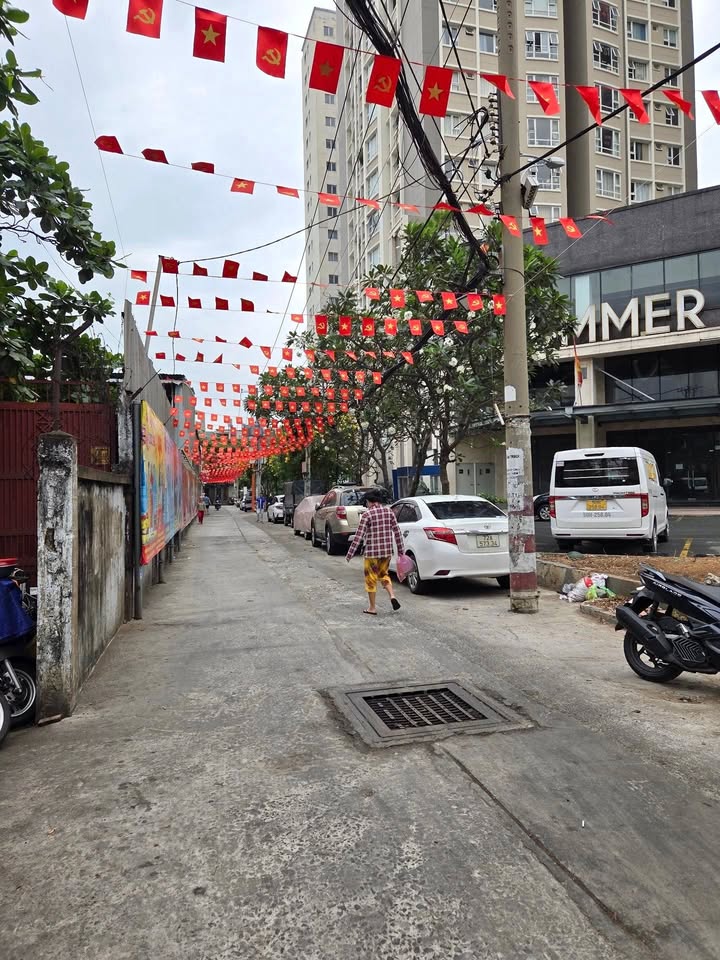 Nhà Riêng Quận 6, Tân Hòa Đông | 84m² chỉ 5 tỷ | Hẻm Ô tô vào tận nhà