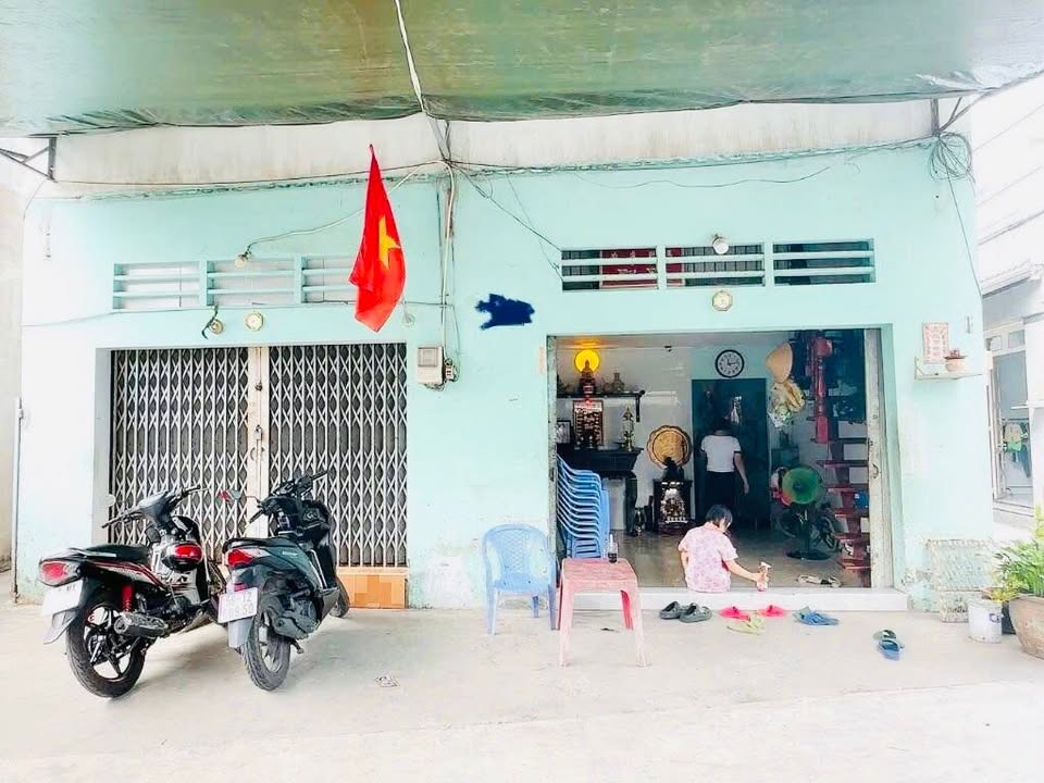 Nhà phố Lê Đình Cẩn Bình Tân 121m² - Mặt tiền kinh doanh đỉnh cao!