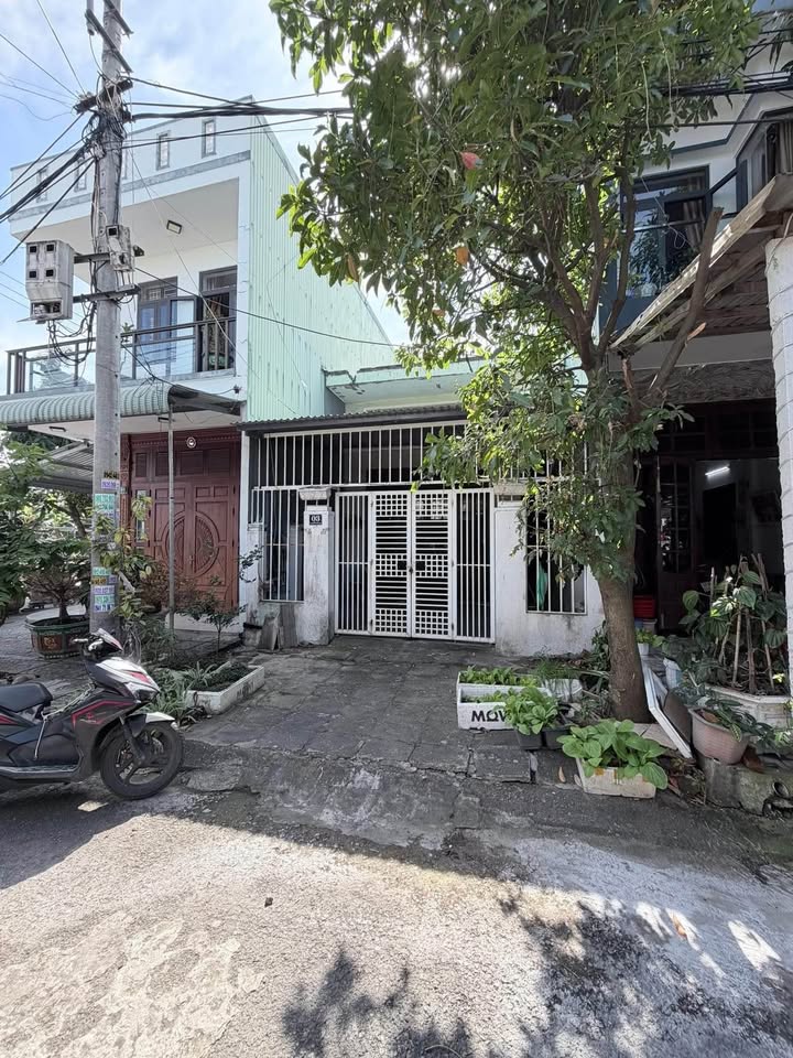 Bán Gấp Đất Tặng Nhà Cấp 4 Mặt Tiền Xuân Thiều 29, Đà Nẵng - 97.5m²