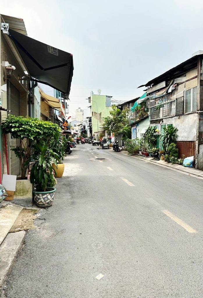 Nhà Hẻm Xe Hơi 58m² Gần Quận 1, Bình Thạnh - Chỉ 7 Tỷ