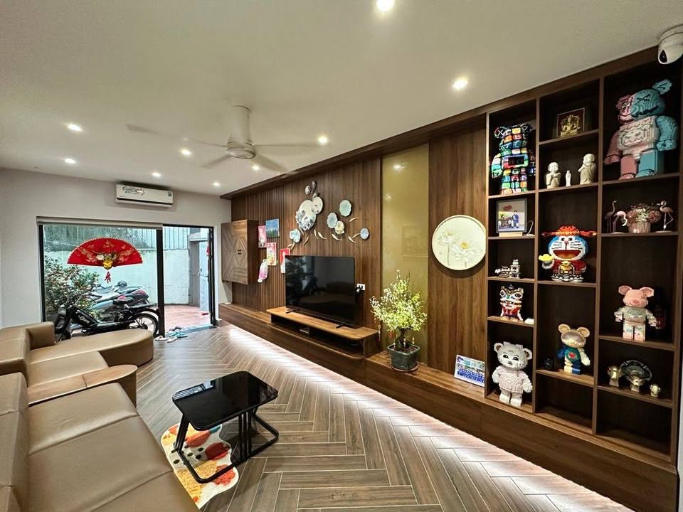 Nhà Khâm Thiên Đống Đa 76m² - Full Nội Thất, Sẵn Sàng Ở Ngay!