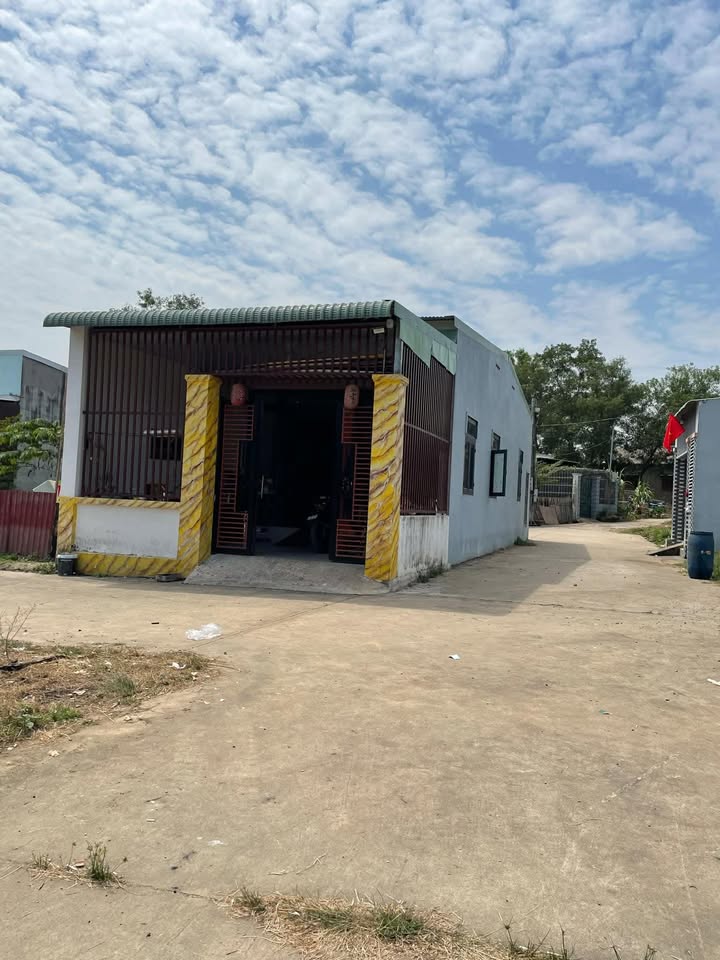 Nhà riêng Biên Hòa 108m² giá 1.1 tỷ - Giá tốt hiếm có!