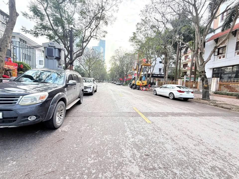 Nhà Mặt Phố Vạn Phúc Ba Đình 56m² 5 Tầng - Kinh Doanh Đỉnh Cao