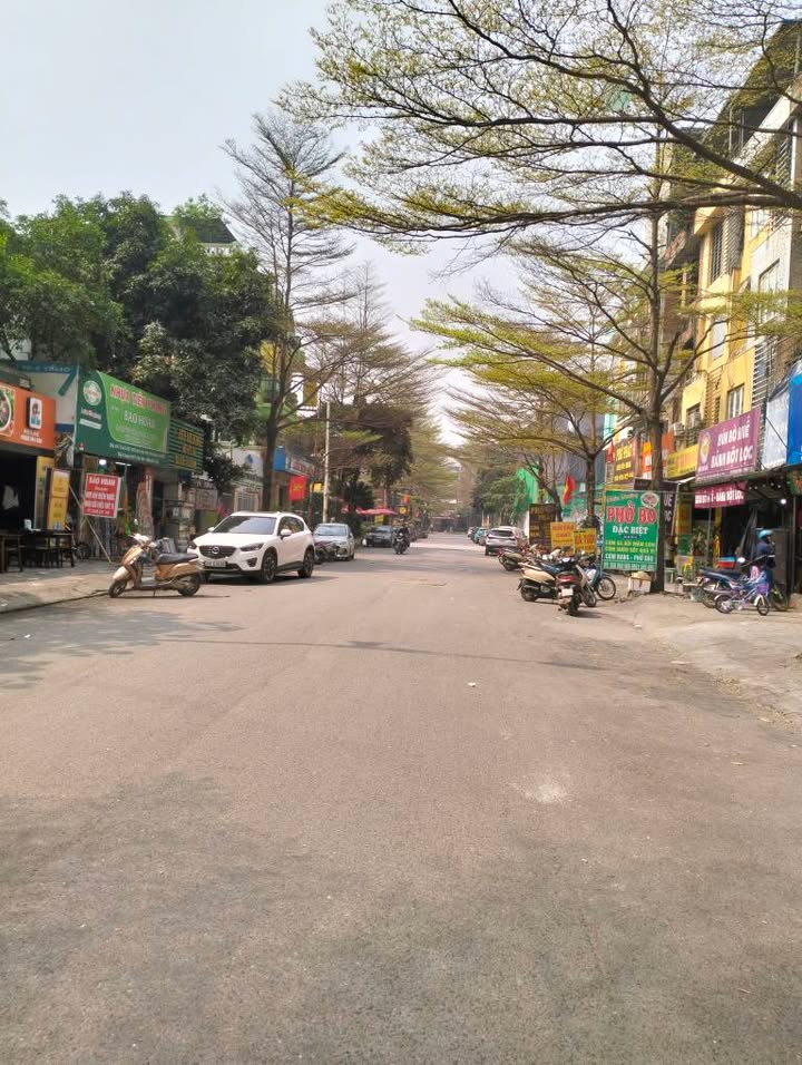 Nhà riêng Văn Khê Hà Đông 83m² giá 18 tỷ - Sẵn sàng ở ngay!