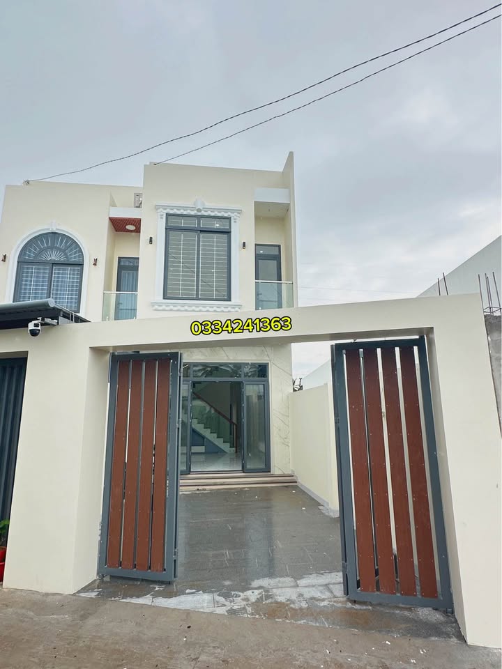 Nhà riêng TP Sóc Trăng 158m² - Ô tô vào tận nhà, sổ hồng sẵn!