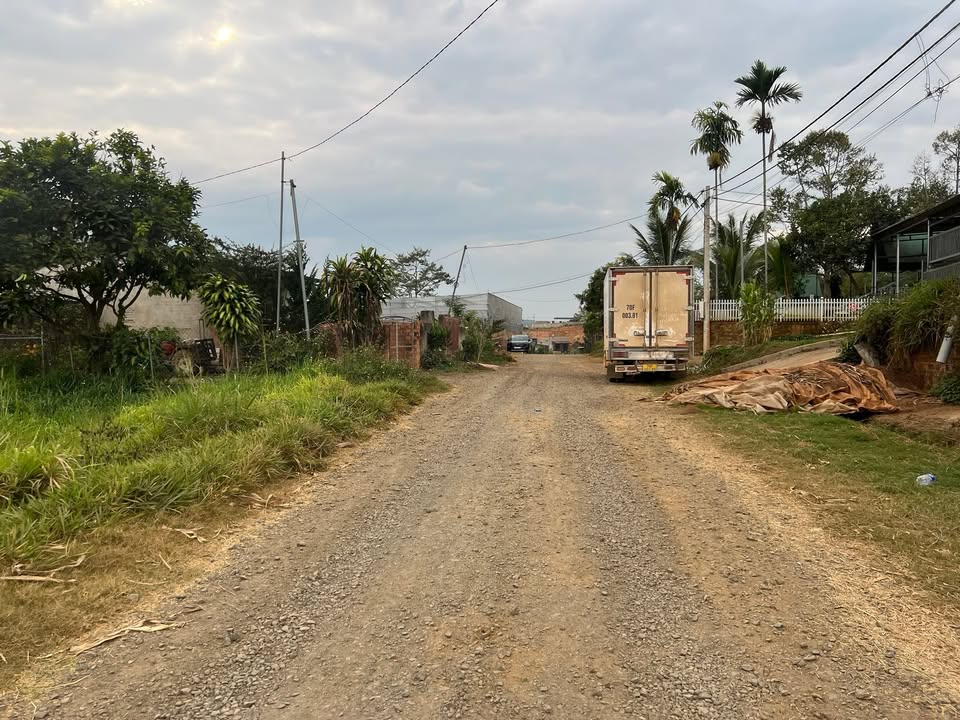 Đất nền Di Linh 150m² giá 930 triệu - Sổ đỏ chính chủ!