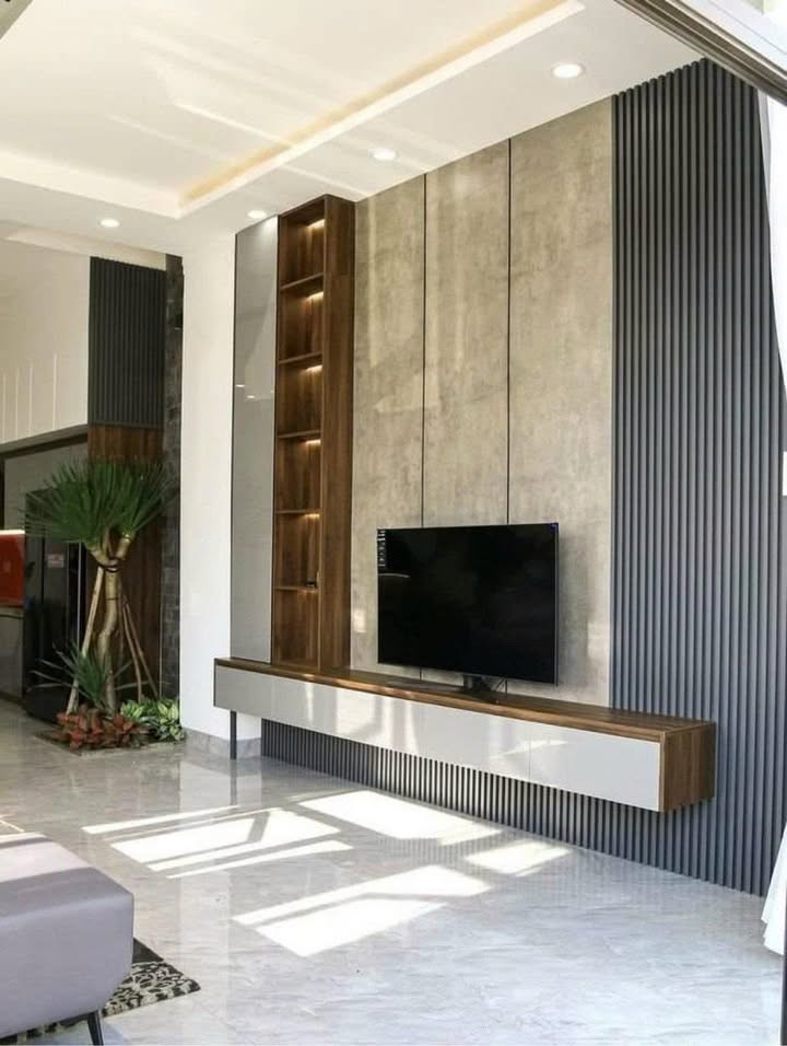 Nhà Riêng Đặng Tiến Đông 48m² x 5 Tầng - Kinh Doanh/Văn Phòng View Hồ Hoàng Cầu