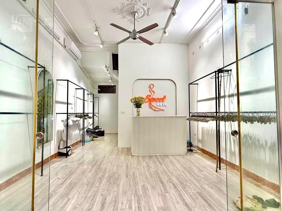 Nhà Mặt Phố Trần Đăng Ninh 50m², 17 triệu - Mặt tiền kinh doanh đắc địa!