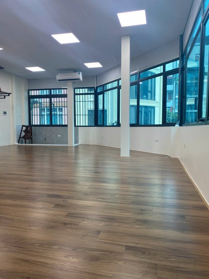 Nhà 2 tầng Văn Phú Hà Đông 115m² - Ô tô tránh đỗ ngày đêm!