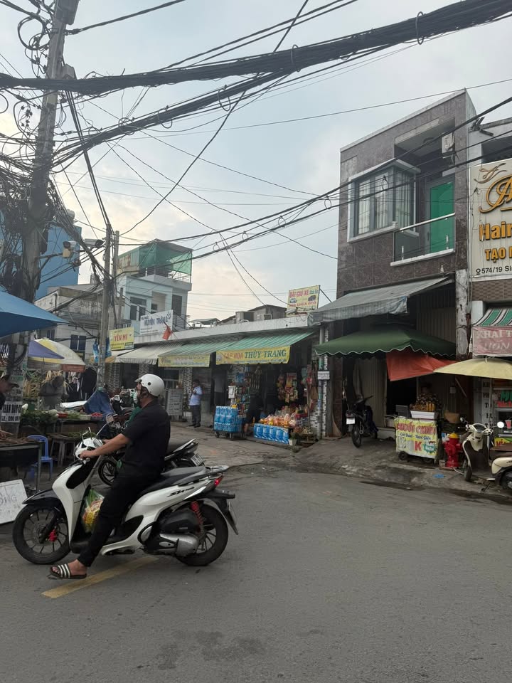 Bán nhà mặt tiền Chợ Sinco Bình Tân 73m² 6.8 tỷ - Vị trí đắc địa kinh doanh sầm uất!