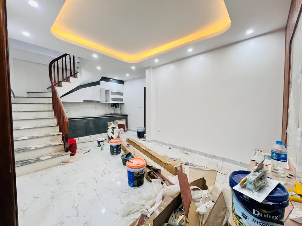 Nhà 39.3m² Ngã Tư Sở, 6 Tầng, 4PN - Giá 7 Tỷ TL