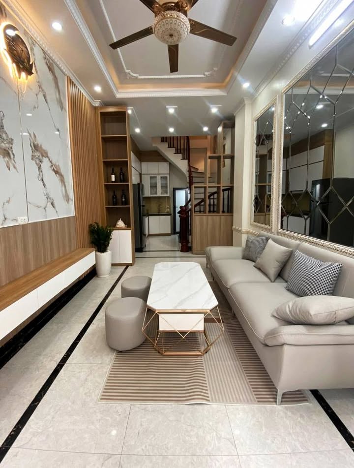 Nhà Riêng Tây Mỗ 31m² giá 6.1 tỷ - Sẵn sàng ở ngay!