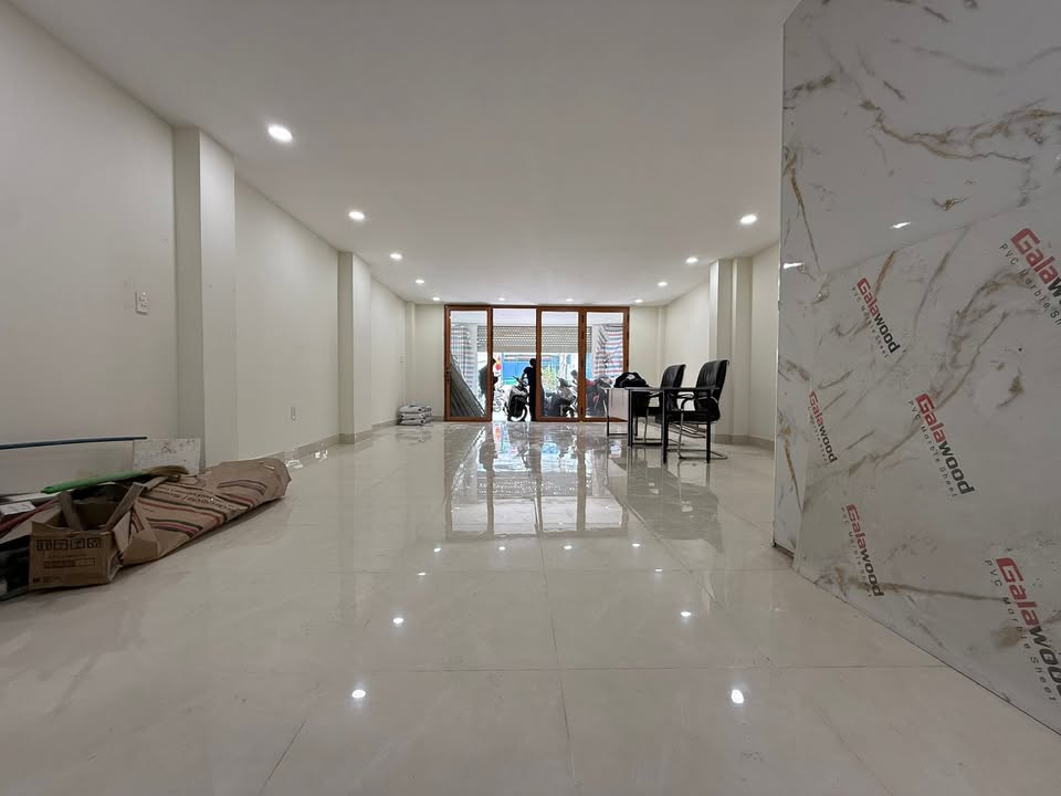 Cho thuê mặt bằng Phan Văn Trị 75m² - Mặt tiền kinh doanh ngay!