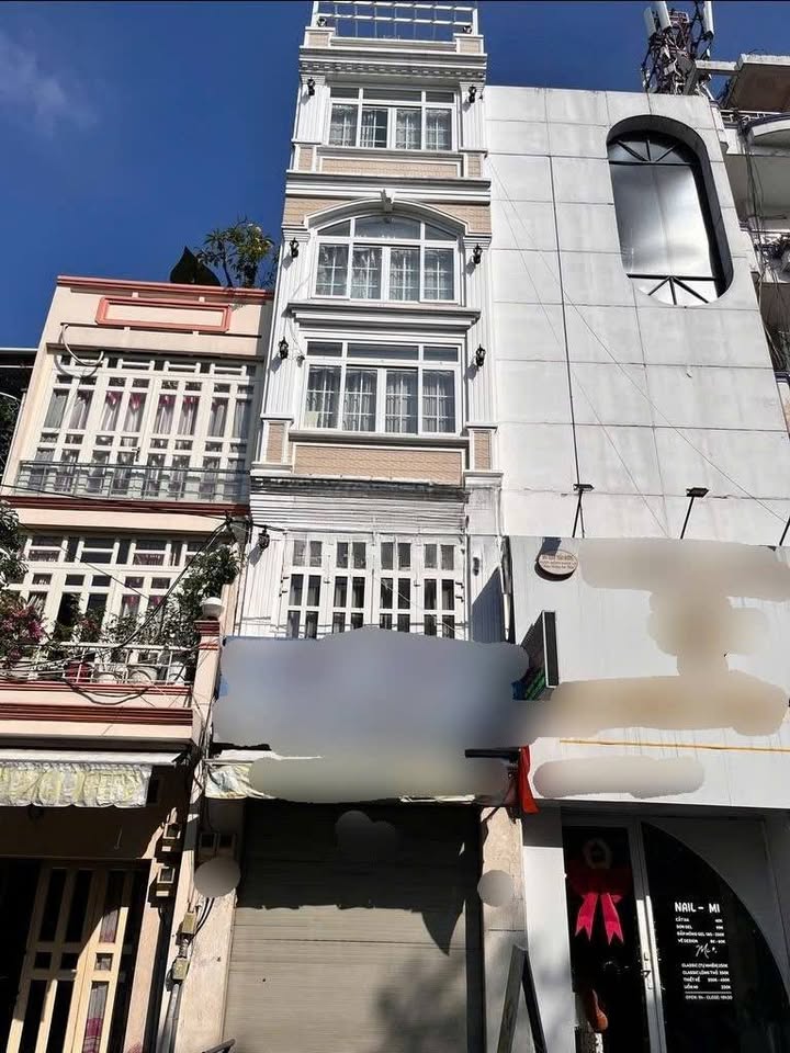 Cho thuê nhà mặt tiền Tân Phước Quận 10 - 200m² - Vị trí kinh doanh đắc địa