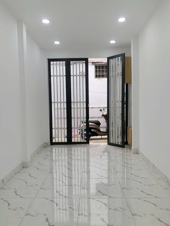 Cho Thuê Nhà Nguyên Căn Quận 10 - 36m² Full Nội Thất, Hẻm Xe Bagac