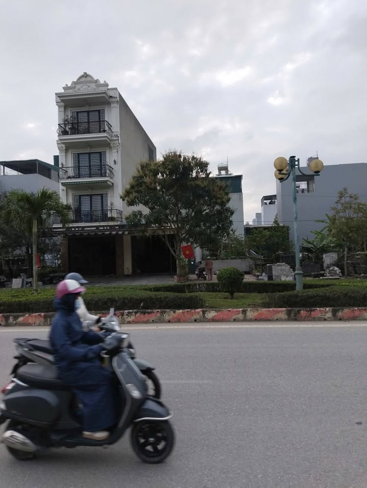 Bán đất Đại lộ Sép Núi Long 79m² - Vị trí đắc địa kinh doanh ngay!