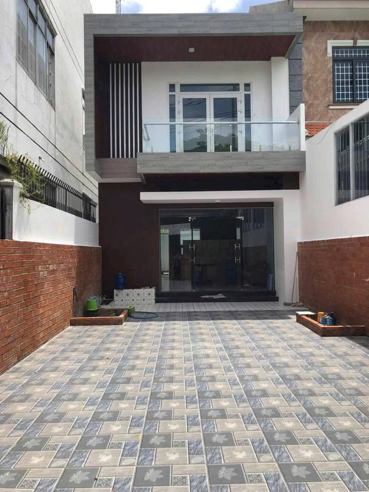 Nhà riêng P. Phú Thọ, Thủ Dầu Một 148m² - Vị trí đẹp, tiện kinh doanh!