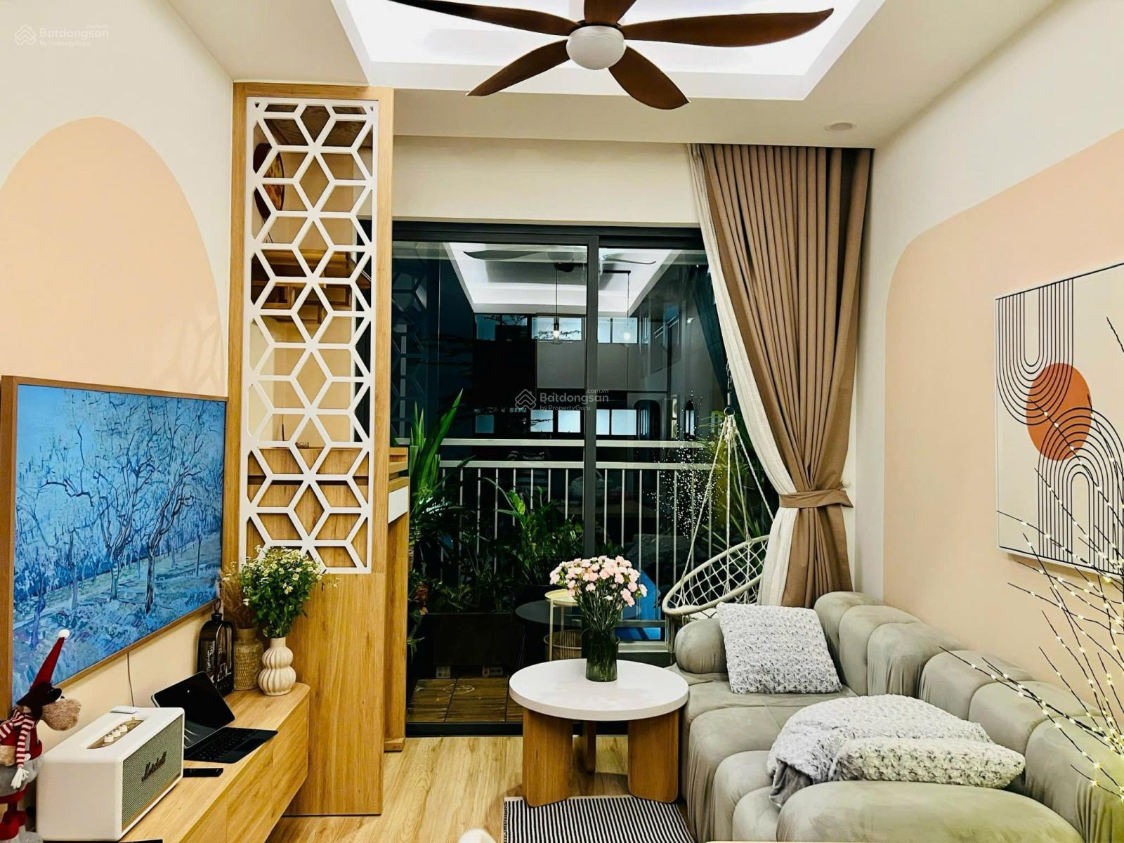 Căn hộ Q7 Saigon Riverside 67m² view đẹp - Bàn giao ngay!