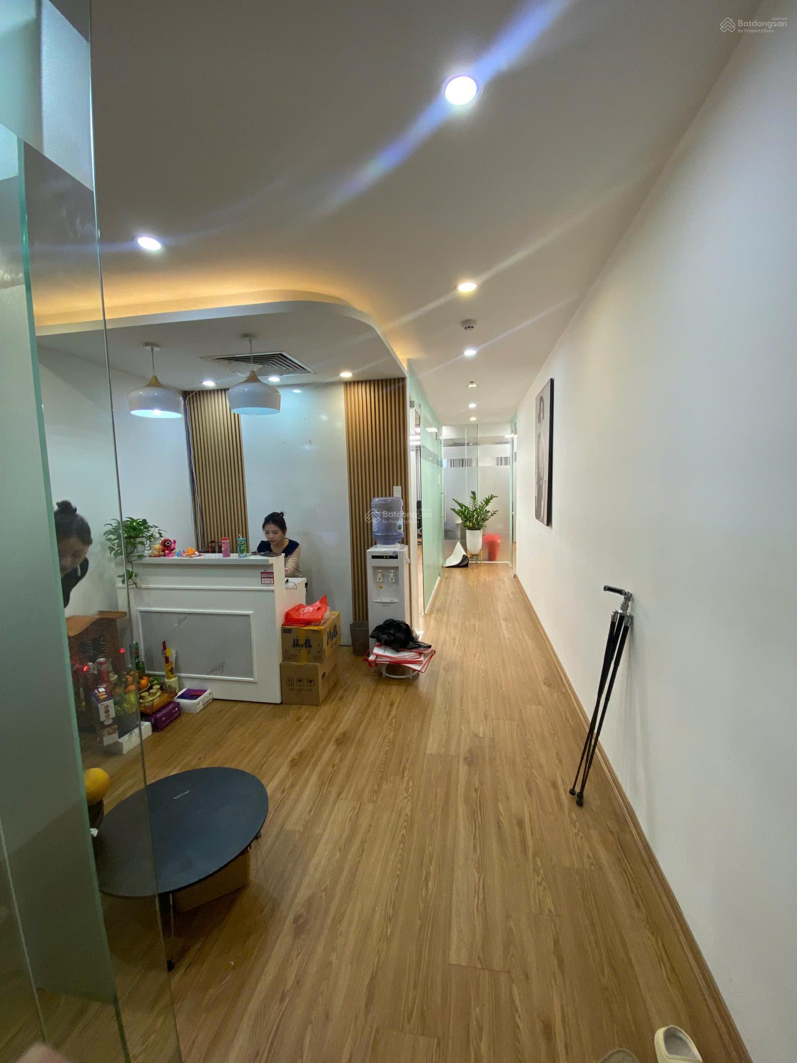 Văn phòng Trần Xuân Soạn 55m² 18 triệu - Vị trí trung tâm