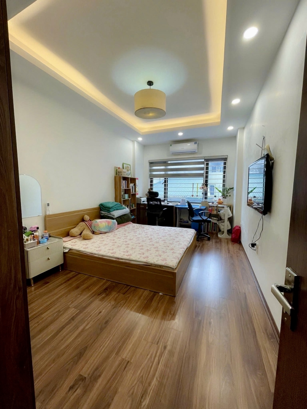 Nhà Riêng Hồng Mai, Hai Bà Trưng 40m² Nhỉnh 10 Tỷ - Ô Tô Vào Tận Nhà!