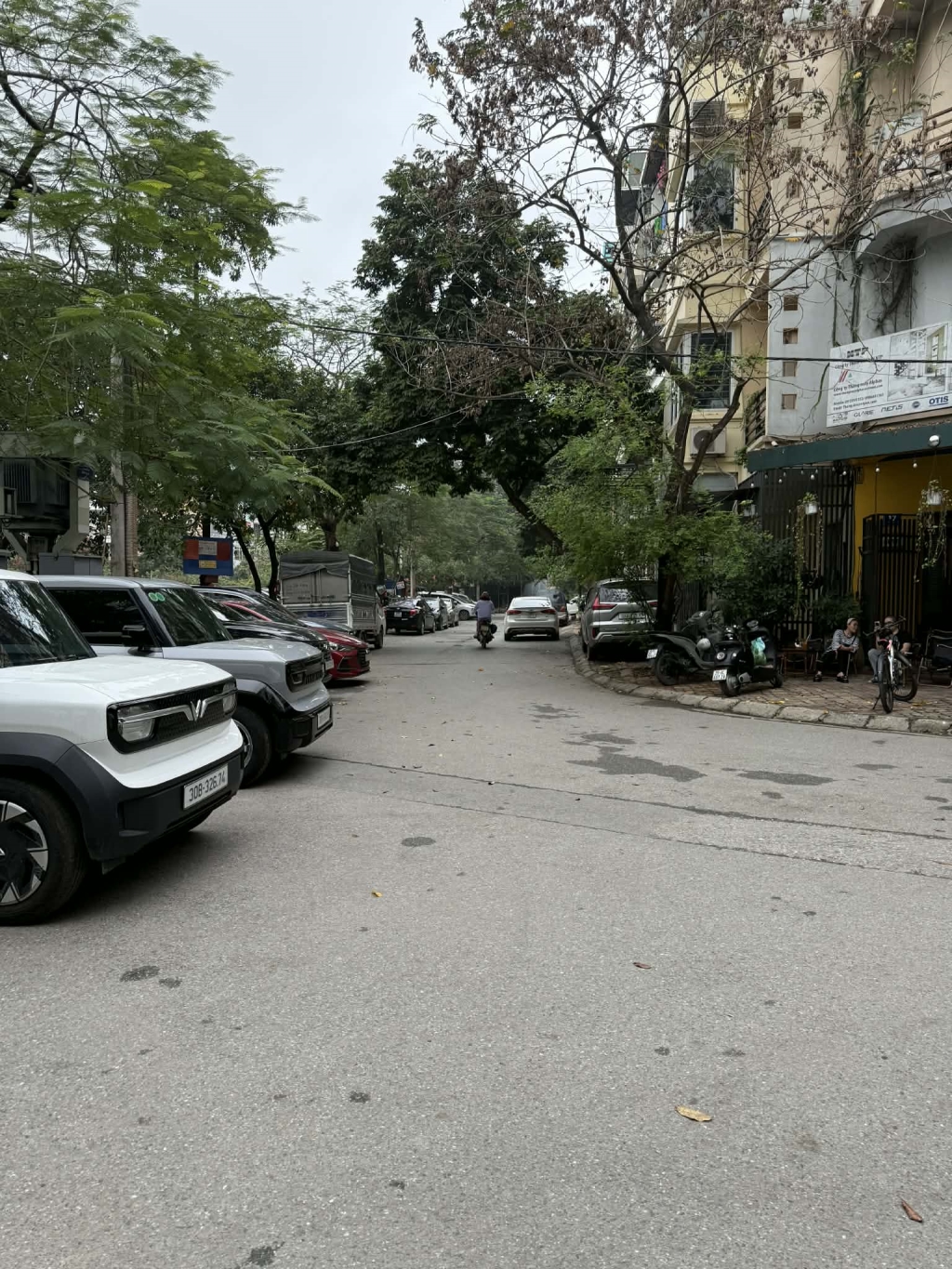 Nhà Riêng Đội Cấn Ba Đình 254m² VIEW Hồ - Vị trí đẹp