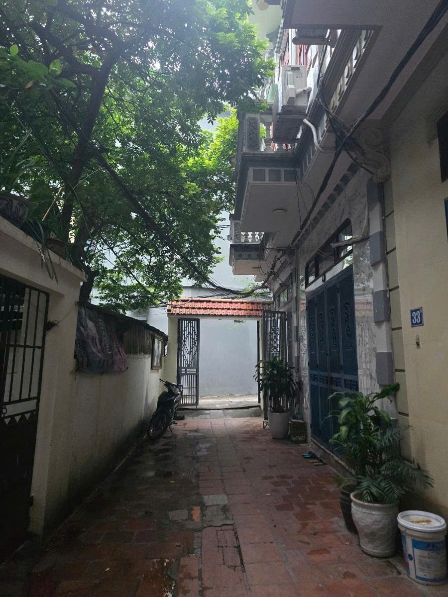 Bán đất Cầu Giấy 54m² giá 11.7 tỷ - Nở hậu, vị trí vàng xây CCMN