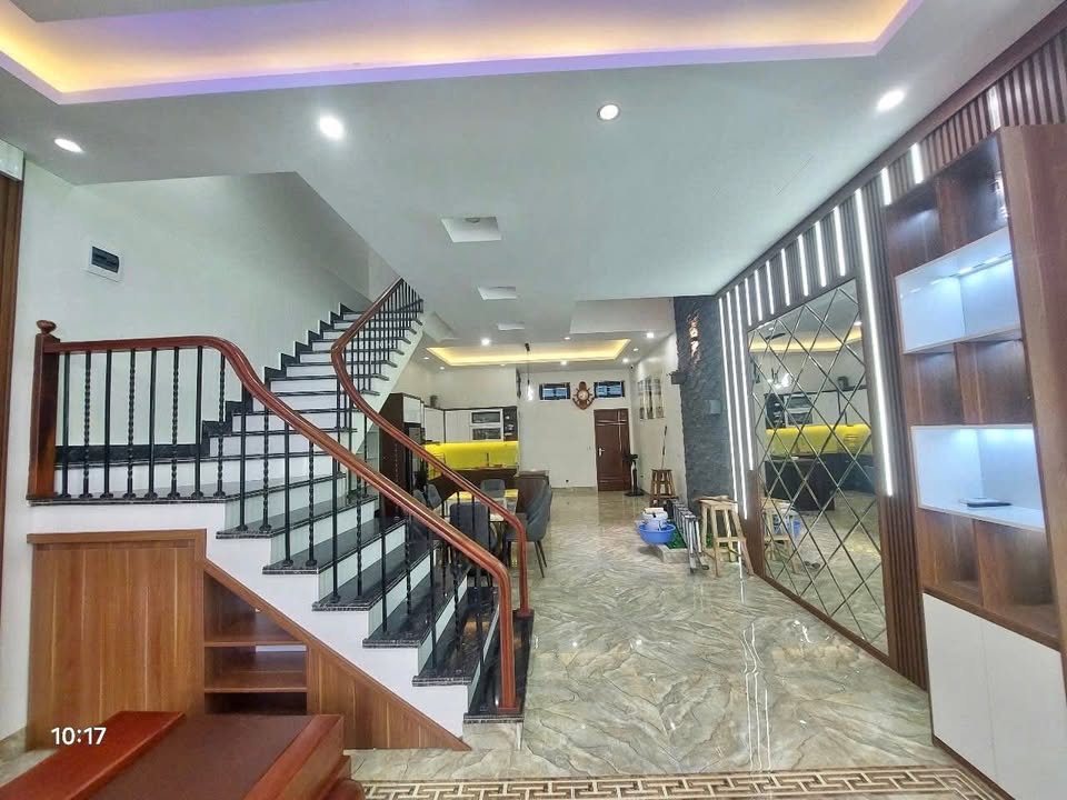 Nhà riêng TP Từ Sơn 4PN full nội thất - Sẵn sàng ở ngay, 35 triệu!