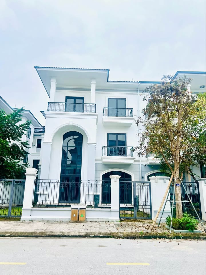 Townhouse Vinh Heritage Vinh 240m2 13 tỷ - Vị trí đắc địa