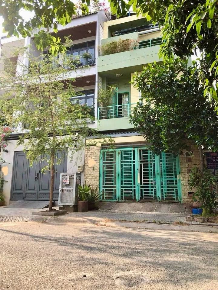 Nhà Riêng Thủ Đức 90m² giá 15 tỷ - Sẵn sàng ở ngay!