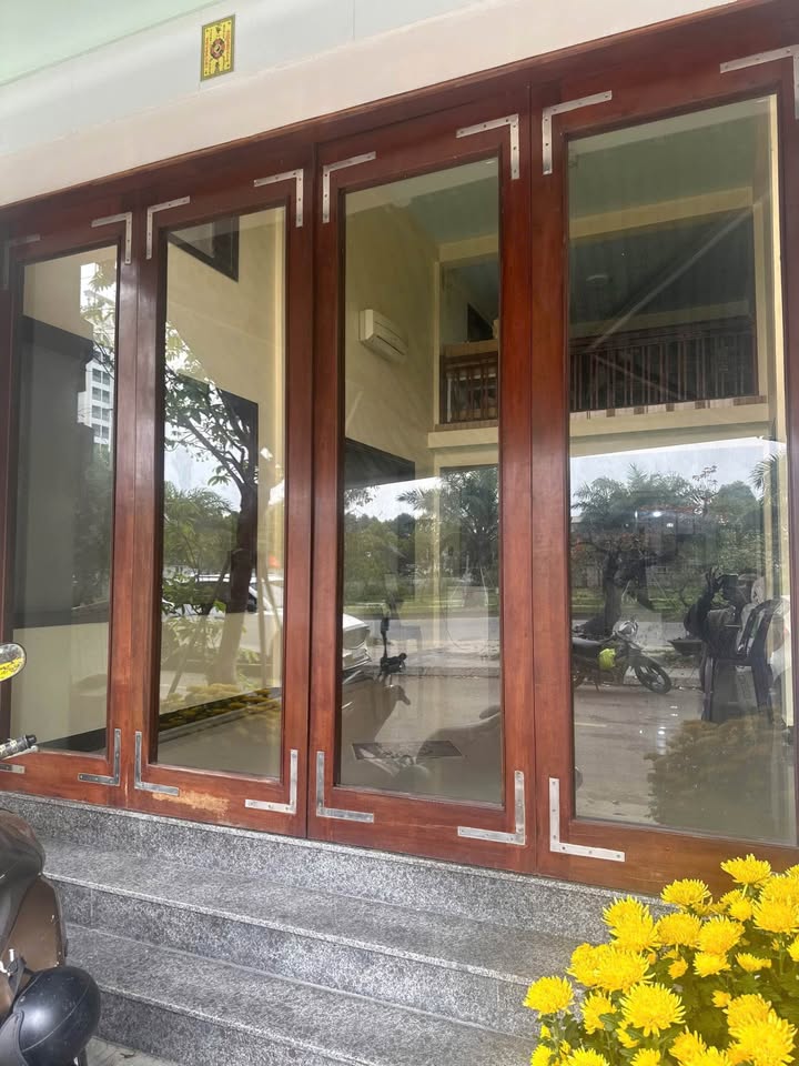 Nhà Mặt Tiền Võ Chí Công, Huế - 4 Tầng, 4PN, 12 Triệu/Tháng