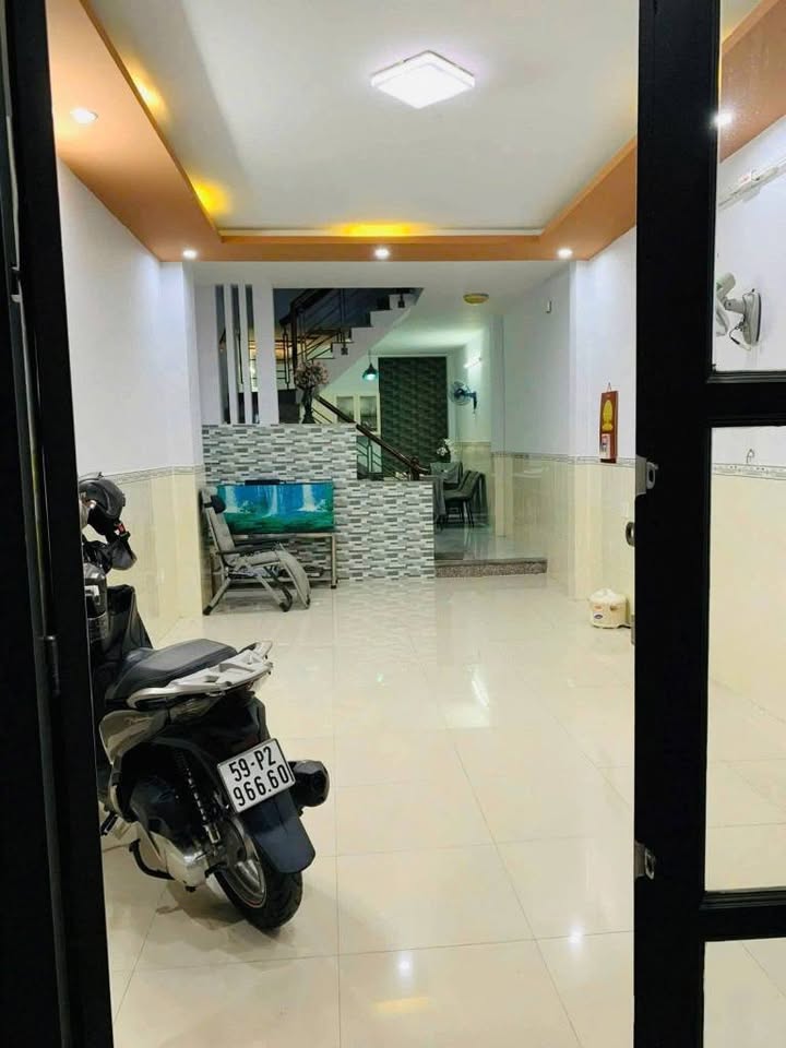 Cho thuê nhà mặt tiền Đường 11 Bình Tân 72m² - Vị trí đắc địa