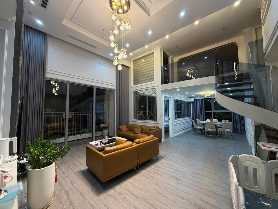 Duplex Times City 4PN 185m² - Full Nội Thất Cao Cấp, View Đẹp