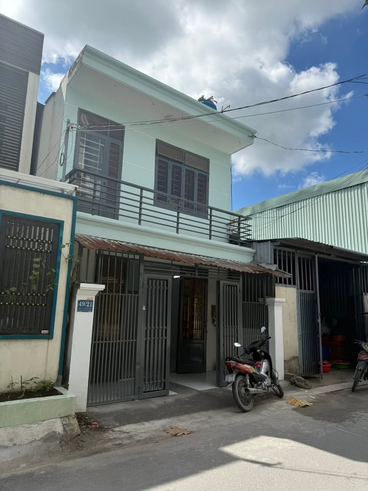 Nhà 1 Lầu 3PN P.Thạnh Xuân Q12 - 8 Triệu/tháng - Gần CĐ Điện Lực