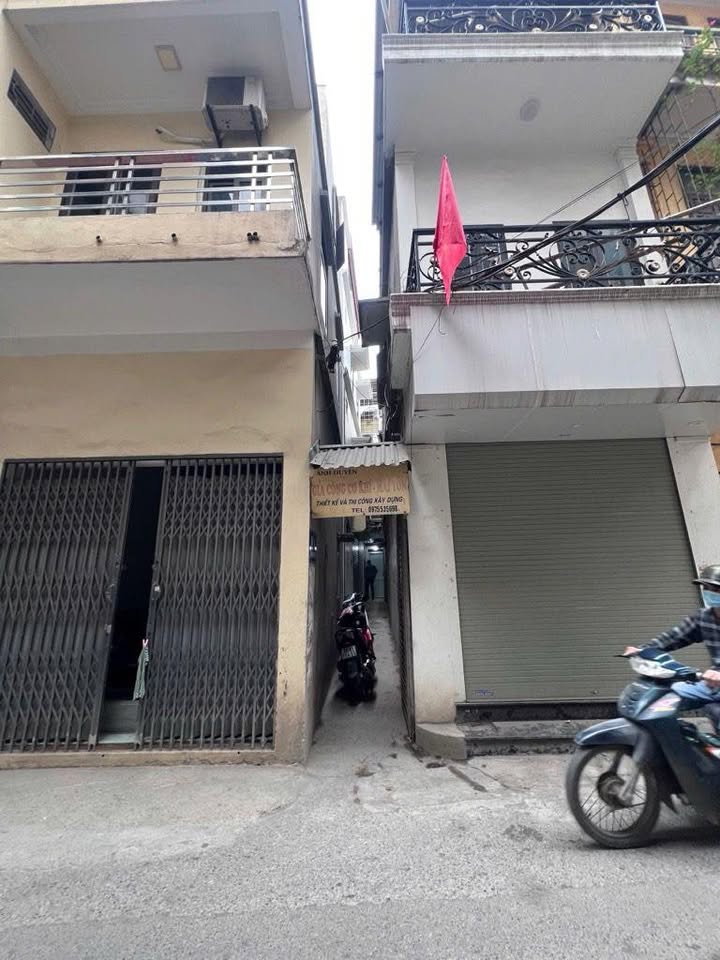 Nhà phố Minh Khai 28m² - Lô góc, chính chủ, sẵn sàng ở ngay!